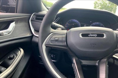 2026 Jeep Grand Cherokee GRAND CHEROKEE L LAREDO ALTITUDE 4X4