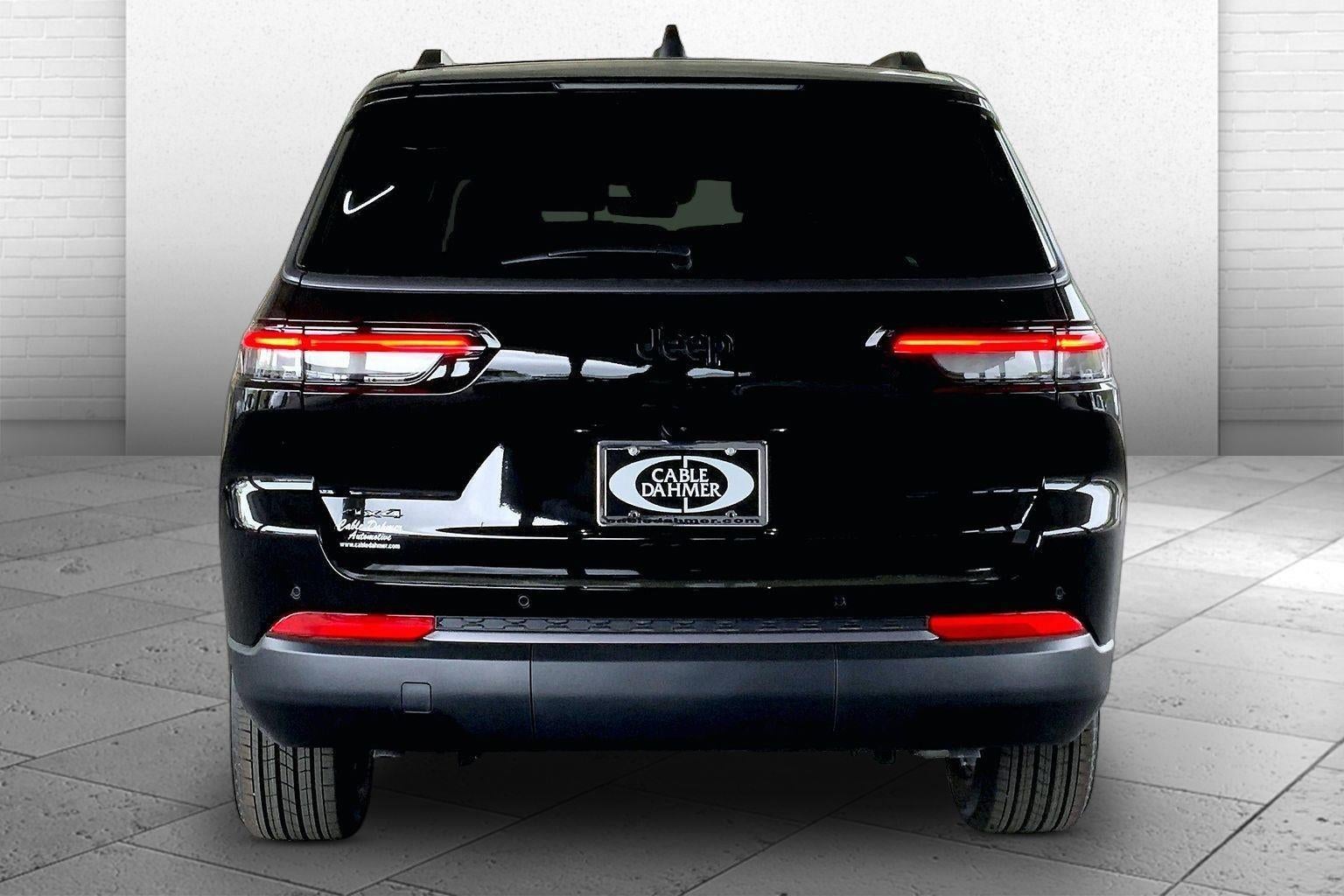 2026 Jeep Grand Cherokee GRAND CHEROKEE L LAREDO ALTITUDE 4X4