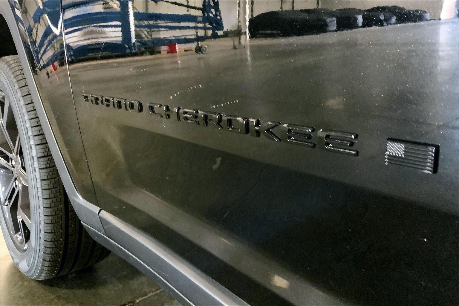 2025 Jeep Grand Cherokee GRAND CHEROKEE L LIMITED 4X4