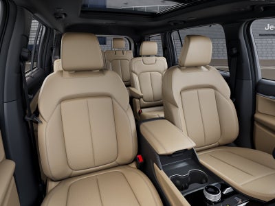 2025 Jeep Grand Cherokee GRAND CHEROKEE L LIMITED 4X4