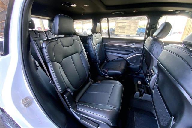 2026 Jeep Grand Cherokee GRAND CHEROKEE L LIMITED RESERVE 4X4