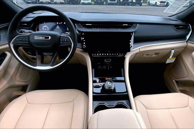 2026 Jeep Grand Cherokee GRAND CHEROKEE L LIMITED 4X4