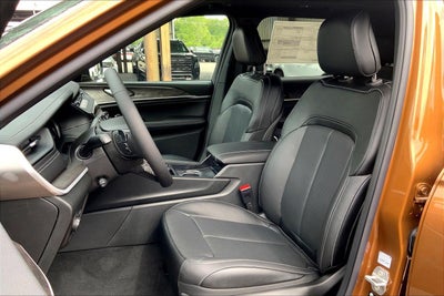2026 Jeep Grand Cherokee GRAND CHEROKEE L LIMITED RESERVE 4X4