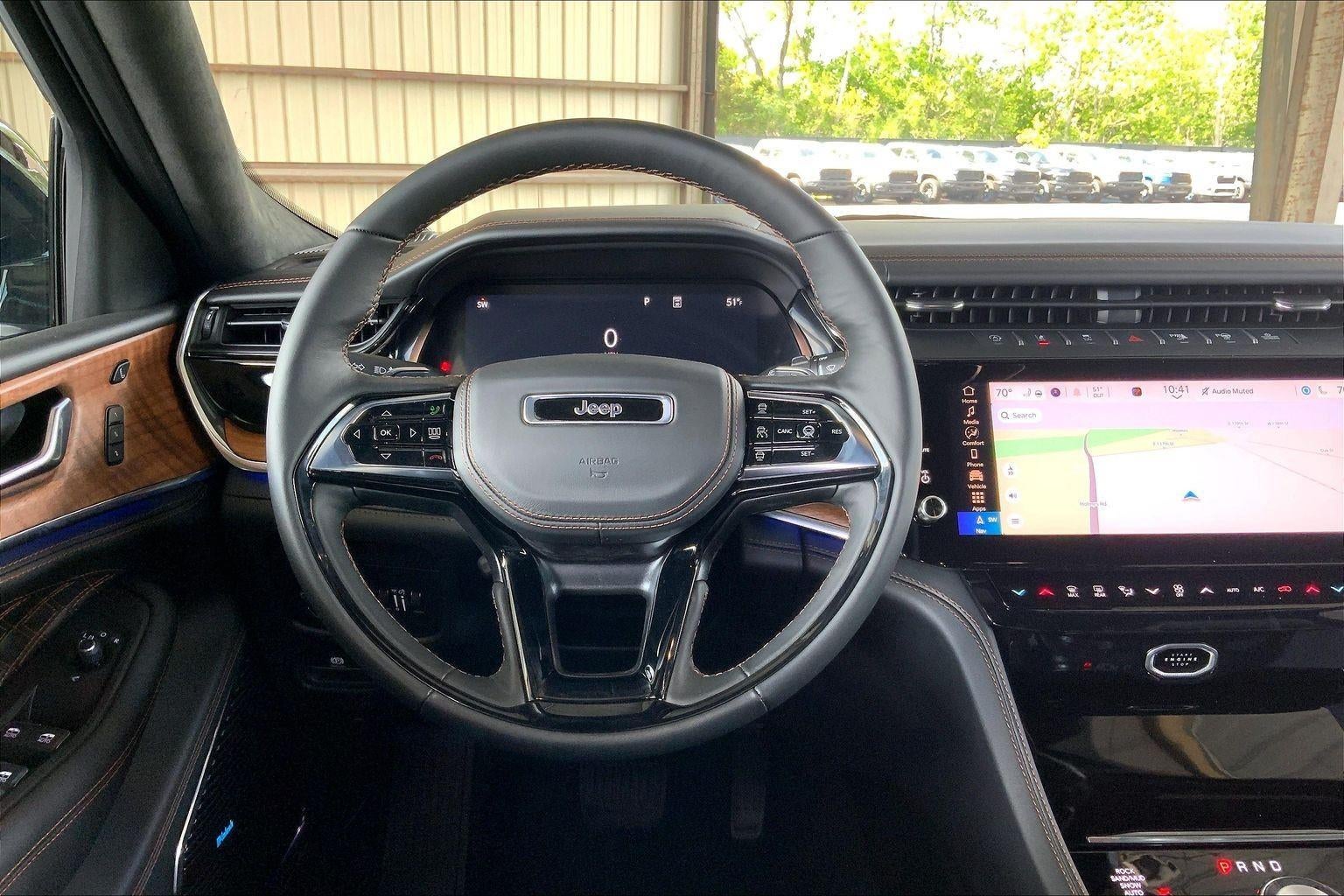 2026 Jeep Grand Cherokee GRAND CHEROKEE L SUMMIT 4X4