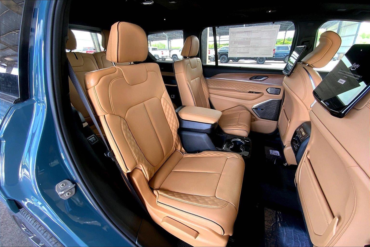 2026 Jeep Grand Cherokee GRAND CHEROKEE L SUMMIT 4X4
