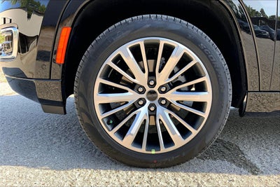 2025 Jeep Wagoneer WAGONEER L LIMITED 4X4