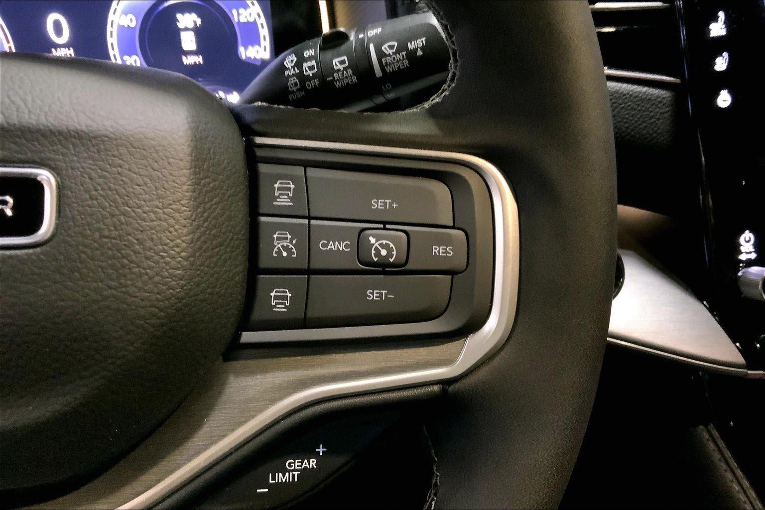 2025 Jeep Wagoneer WAGONEER L SUPER 4X4