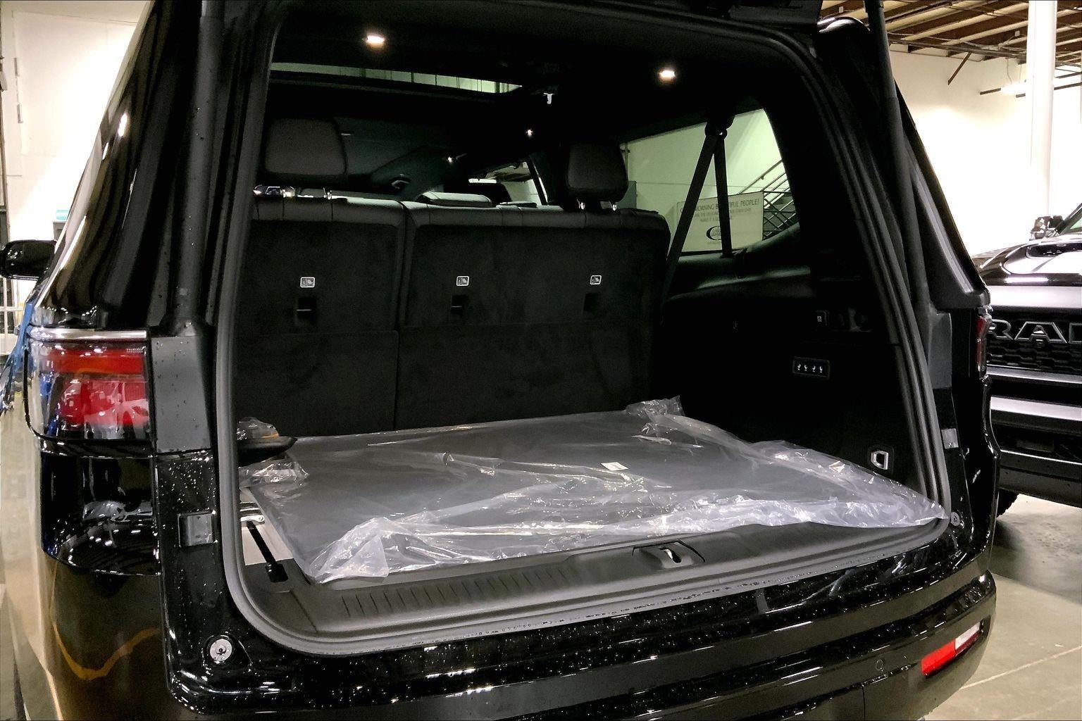 2025 Jeep Wagoneer WAGONEER L SUPER 4X4