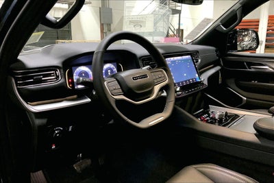 2025 Jeep Wagoneer WAGONEER L SUPER 4X4