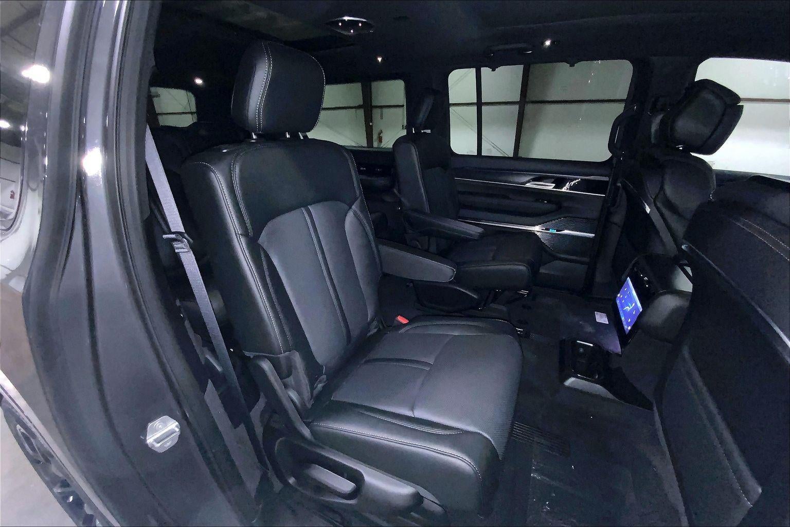 2026 Jeep Grand Wagoneer GRAND WAGONEER L SUMMIT OBSIDIAN 4X4