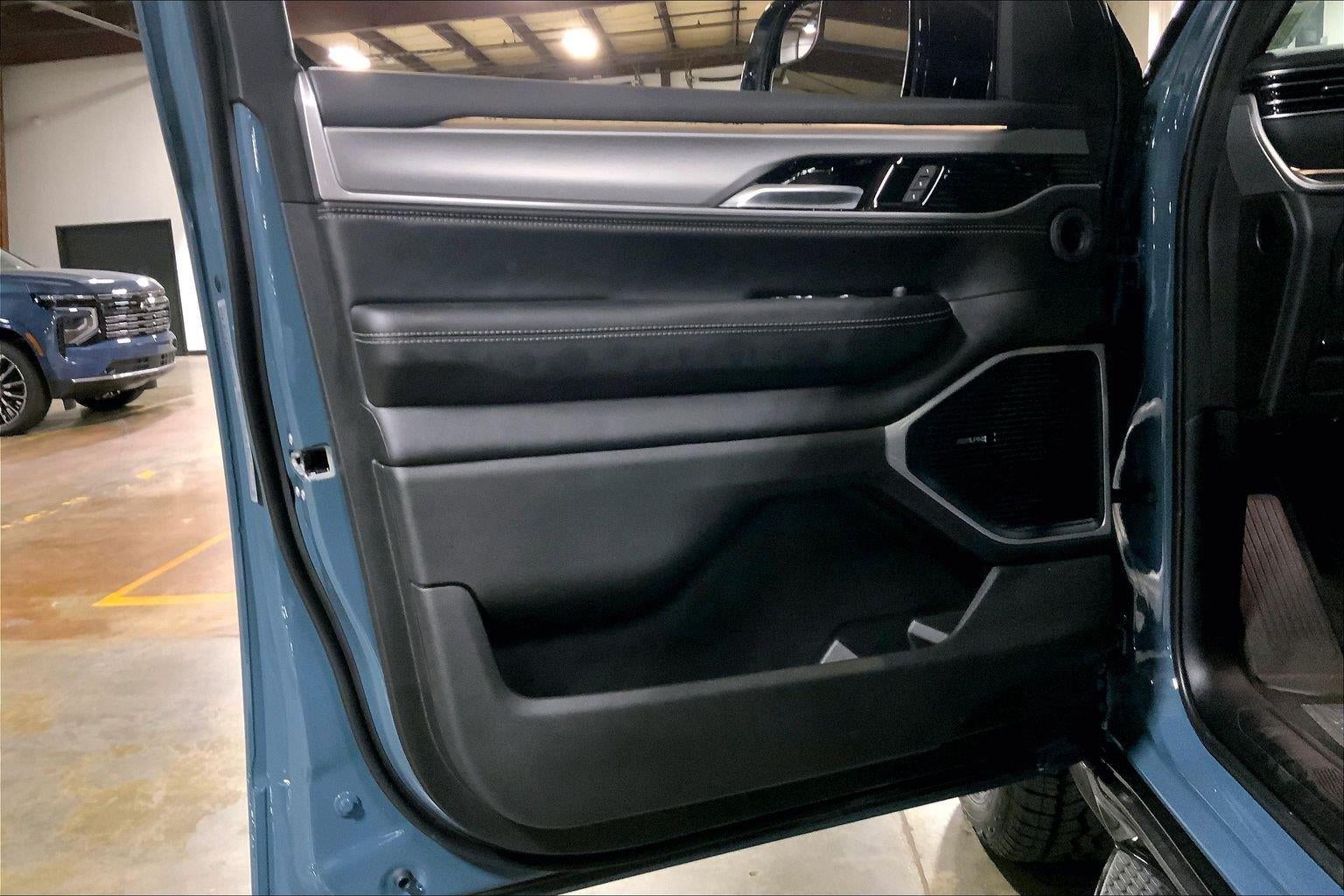 2026 Jeep Grand Wagoneer GRAND WAGONEER UPLAND 4X4