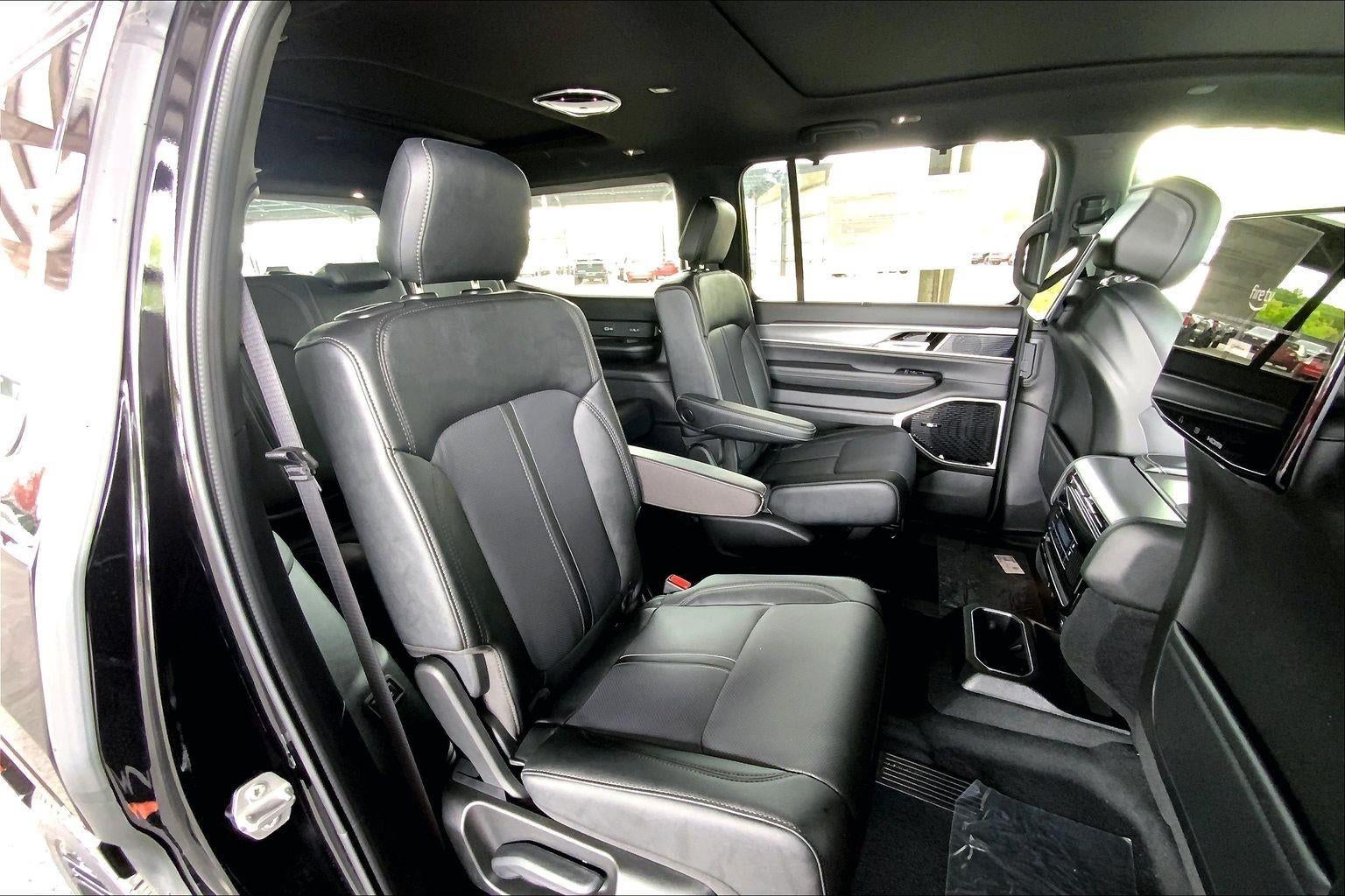 2026 Jeep Grand Wagoneer GRAND WAGONEER LIMITED RESERVE 4X4
