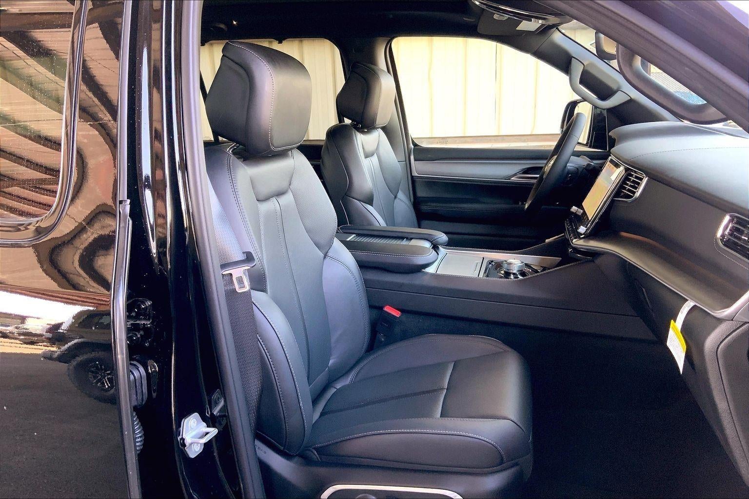 2026 Jeep Grand Wagoneer GRAND WAGONEER LIMITED RESERVE 4X4