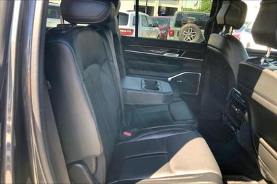 2022 Jeep Wagoneer Series III 4x4