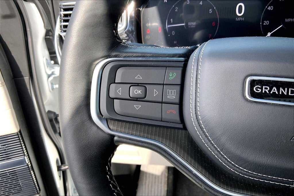 2026 Jeep Grand Wagoneer GRAND WAGONEER SUMMIT OBSIDIAN 4X4