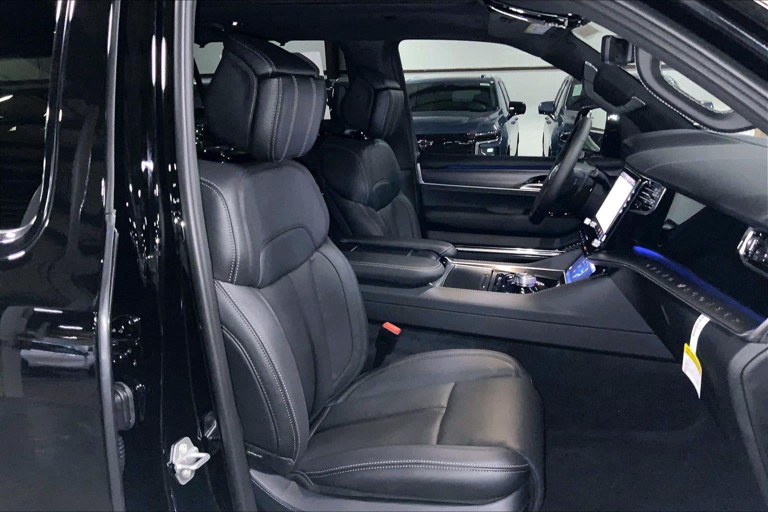 2026 Jeep Grand Wagoneer GRAND WAGONEER SUMMIT OBSIDIAN 4X4