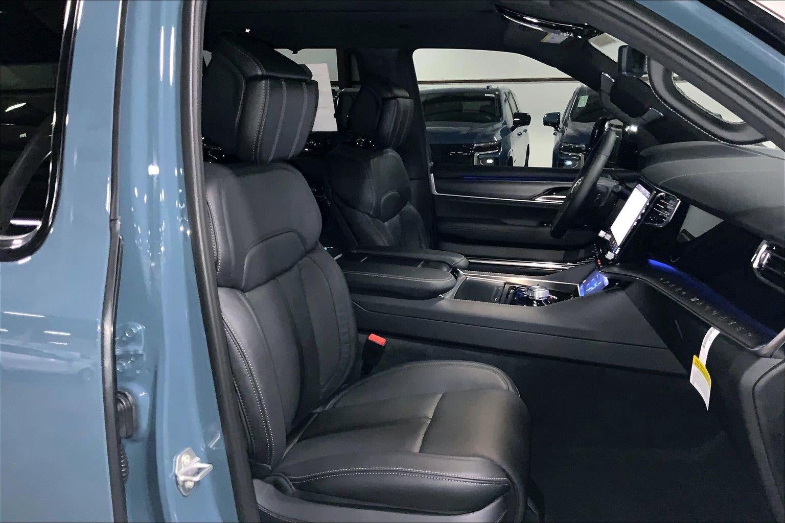 2026 Jeep Grand Wagoneer GRAND WAGONEER SUMMIT OBSIDIAN 4X4