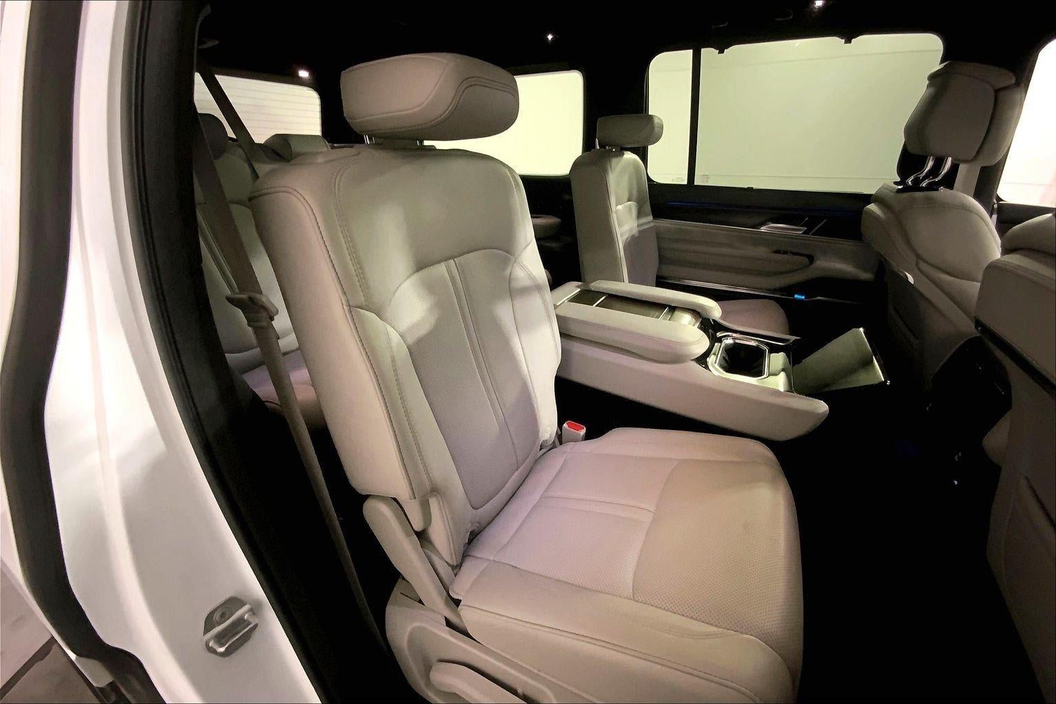 2025 Jeep Grand Wagoneer 4x4