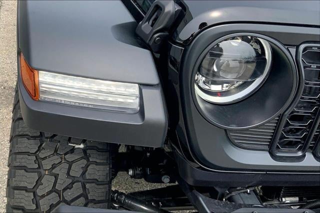 2026 Jeep Gladiator GLADIATOR SHADOW OPS 4X4