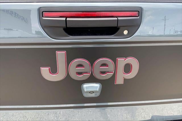 2026 Jeep Gladiator GLADIATOR SHADOW OPS 4X4