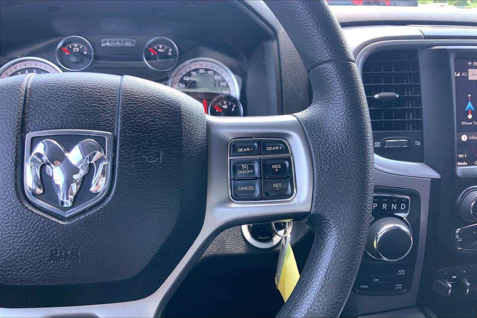 2022 RAM 1500 Classic SLT Crew Cab 4x4 6'4' Box