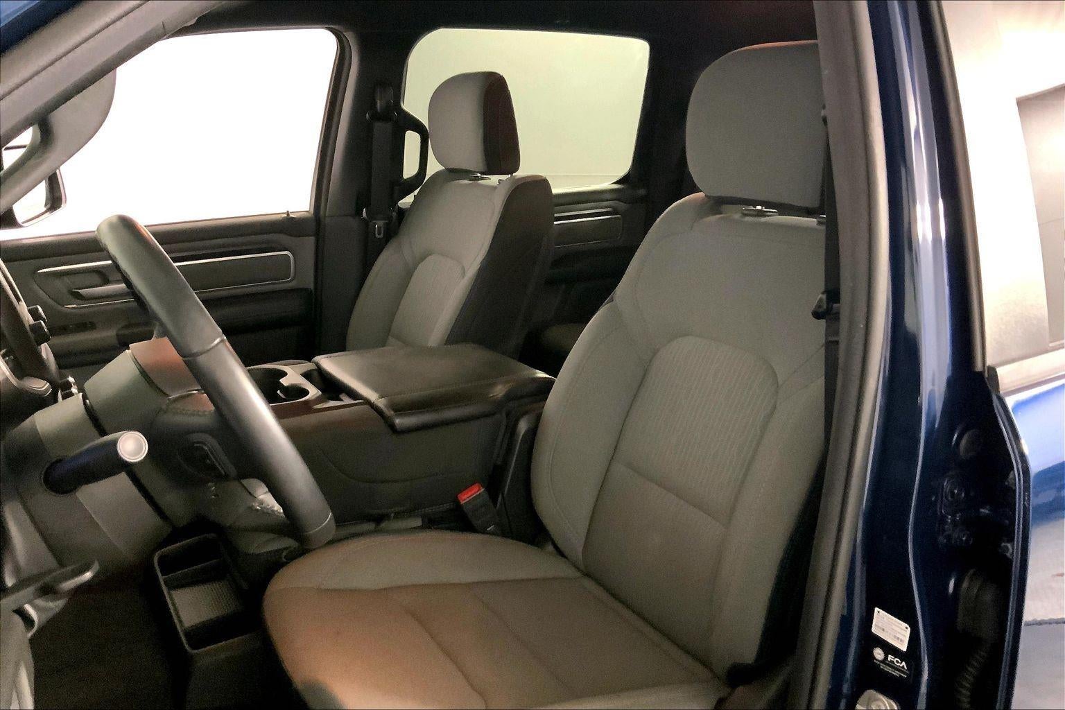 2022 RAM 1500 Big Horn Crew Cab 4x4 5'7' Box