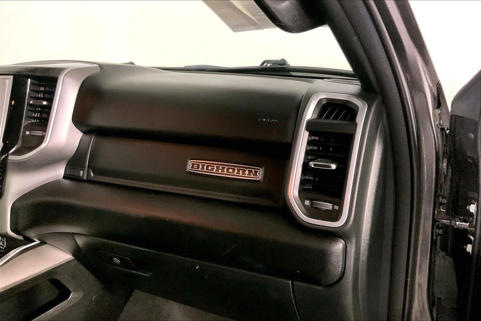 2022 RAM 1500 Big Horn Crew Cab 4x4 5'7' Box