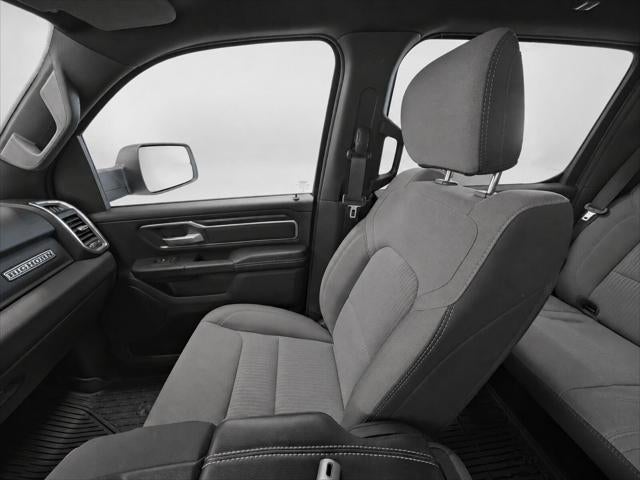 2024 RAM 1500 Big Horn Crew Cab 4x4 5'7' Box