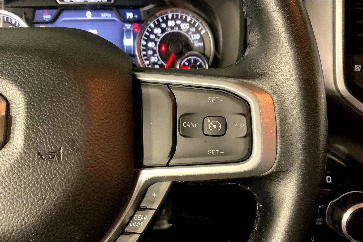2022 RAM 1500 Big Horn Crew Cab 4x4 6'4' Box