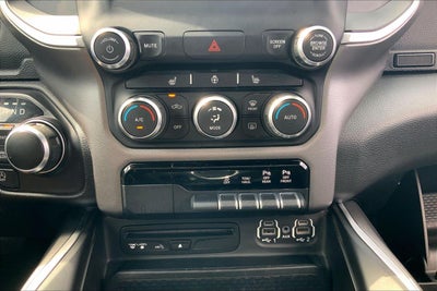 2019 RAM 1500 Big Horn/Lone Star Crew Cab 4x4 6'4' Box