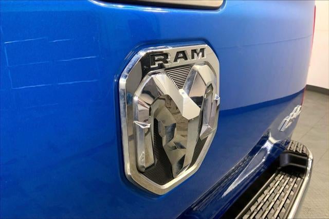 2024 RAM 1500 Big Horn Crew Cab 4x4 5'7' Box