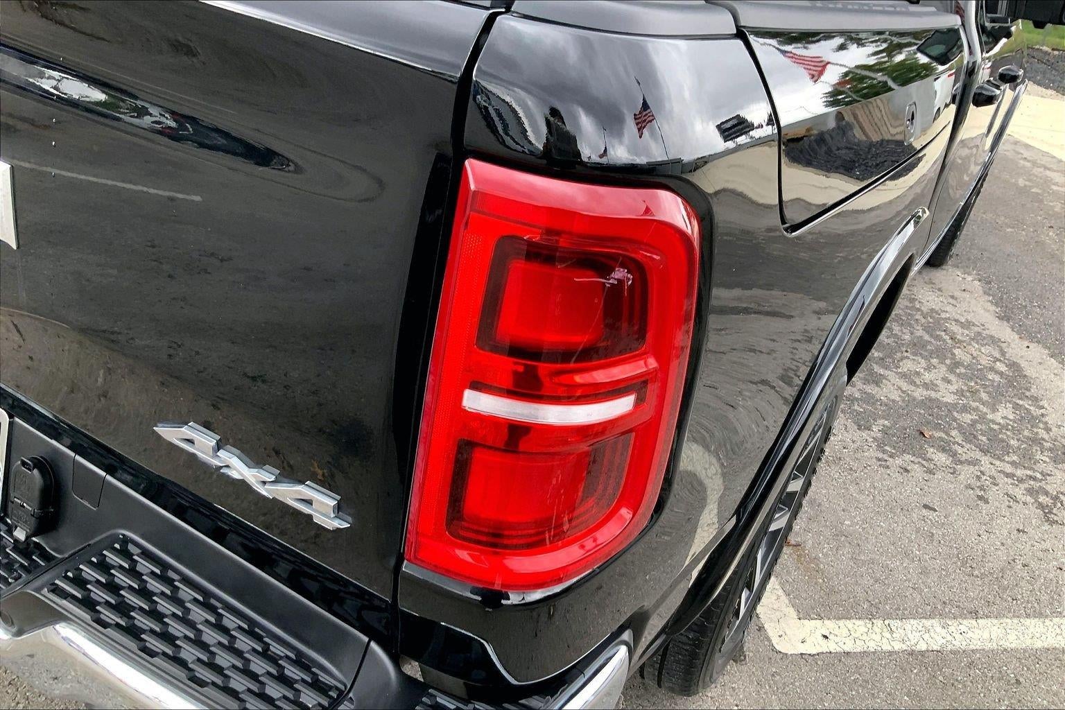 2025 RAM 1500 Limited Crew Cab 4x4 5'7' Box