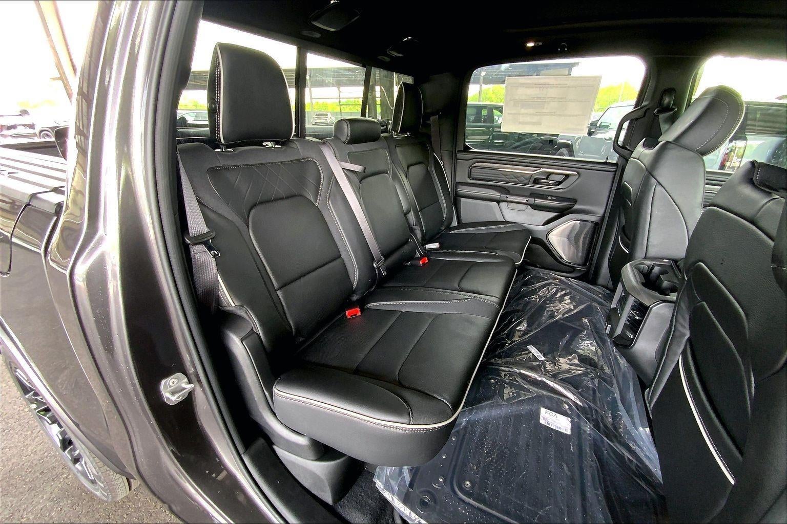 2026 RAM Ram 1500 RAM 1500 LIMITED CREW CAB 4X4 5'7' BOX