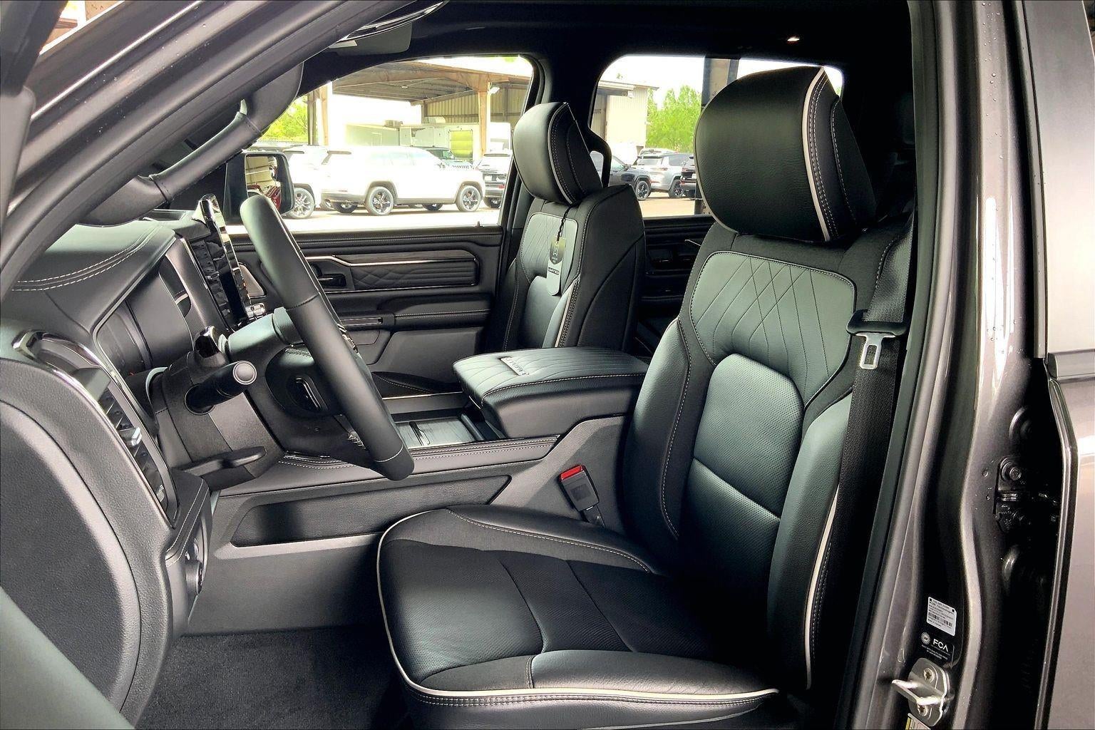 2026 RAM Ram 1500 RAM 1500 LIMITED CREW CAB 4X4 5'7' BOX