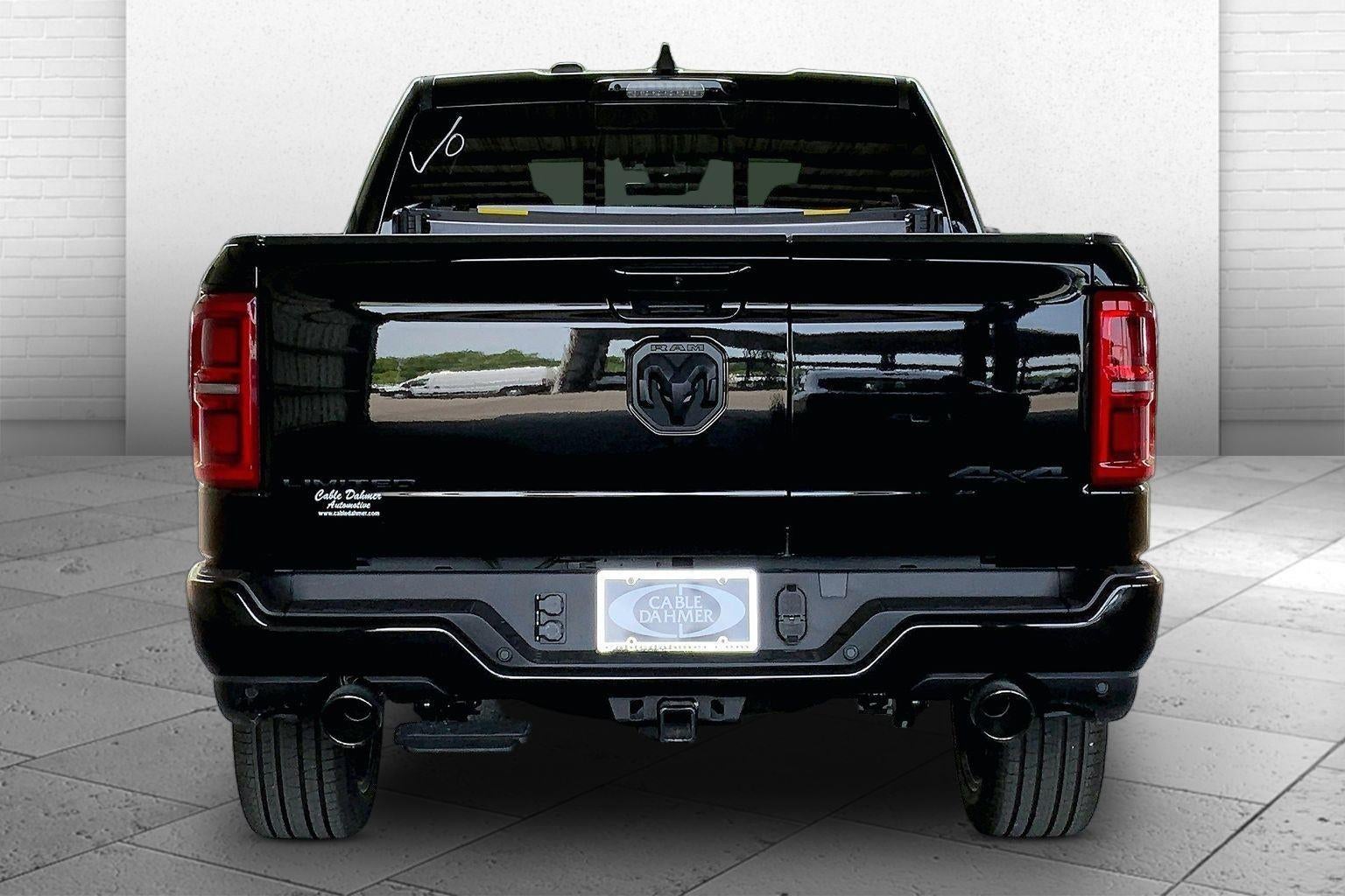 2026 RAM Ram 1500 RAM 1500 LIMITED CREW CAB 4X4 5'7' BOX