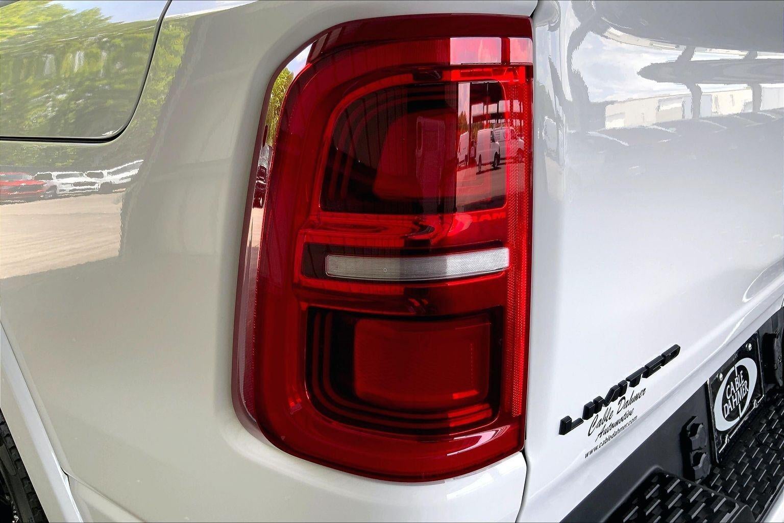 2026 RAM Ram 1500 RAM 1500 LIMITED CREW CAB 4X4 5'7' BOX