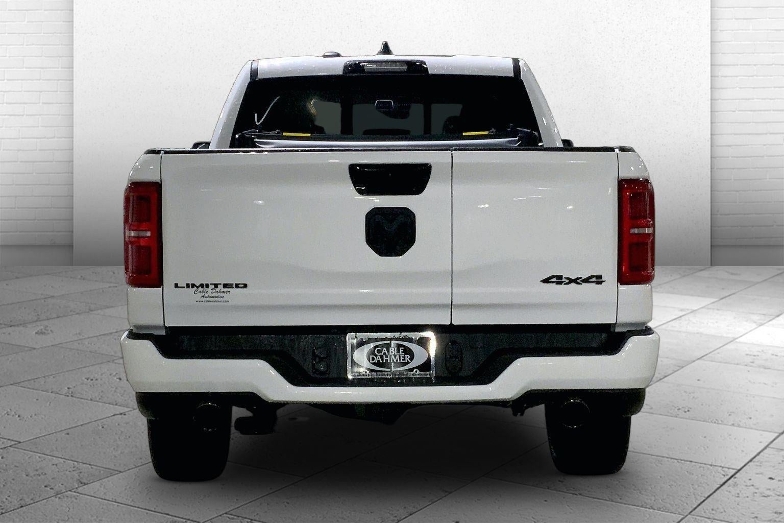 2026 RAM Ram 1500 RAM 1500 LIMITED CREW CAB 4X4 5'7' BOX