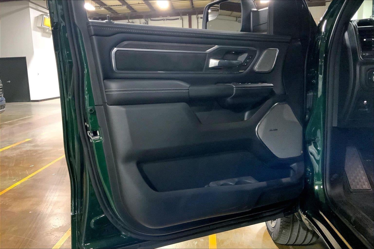 2026 RAM 1500 RAM 1500 LARAMIE CREW CAB 4X4 5'7' BOX