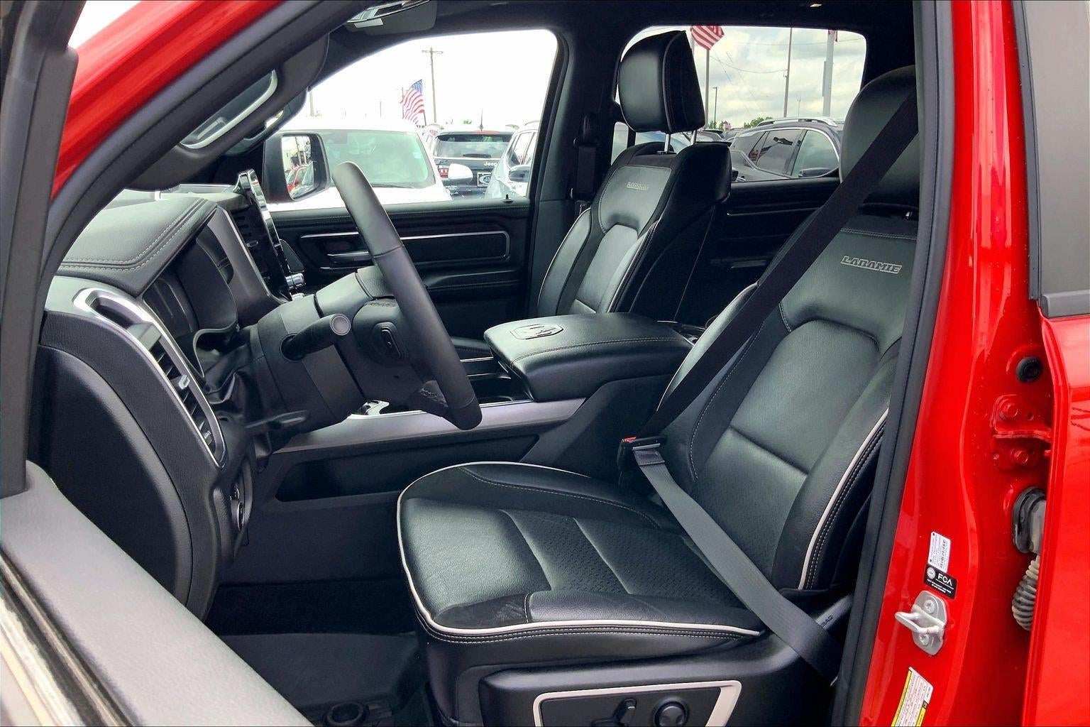 2025 RAM 1500 Laramie Crew Cab 4x4 5'7' Box