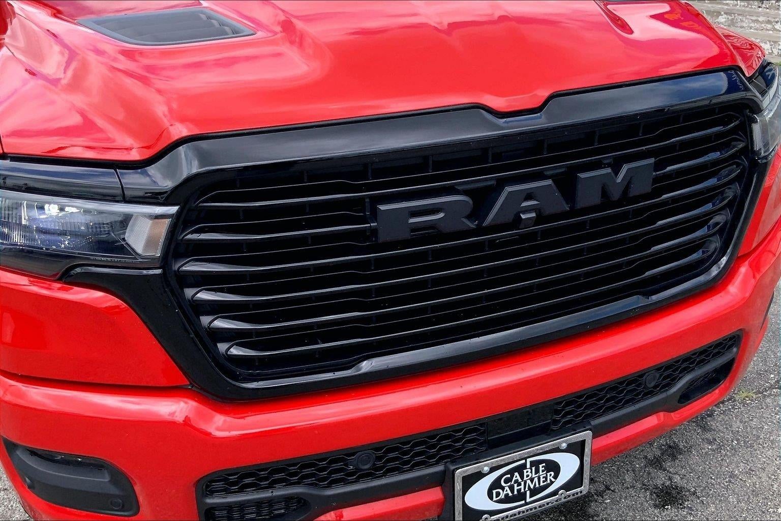 2025 RAM 1500 Laramie Crew Cab 4x4 5'7' Box
