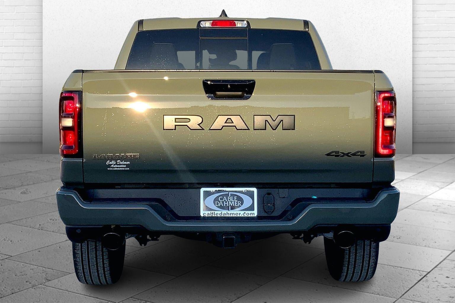 2026 RAM Ram 1500 RAM 1500 LARAMIE CREW CAB 4X4 5'7' BOX