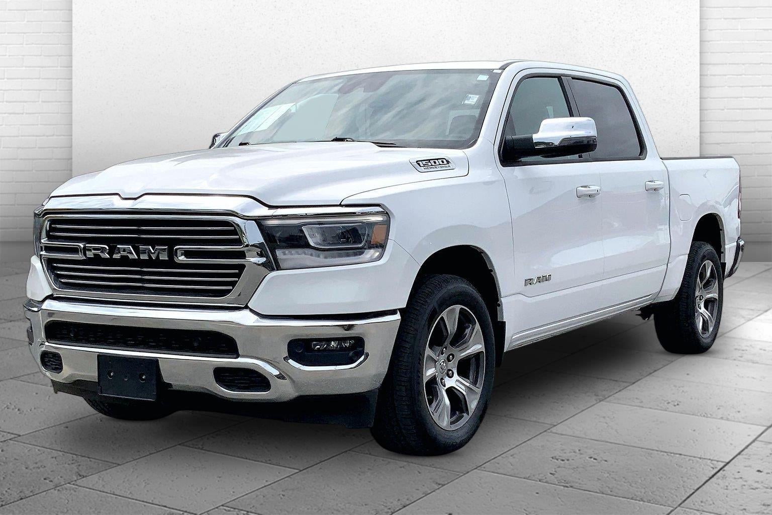 2023 RAM 1500 Laramie Crew Cab 4x4 5'7' Box