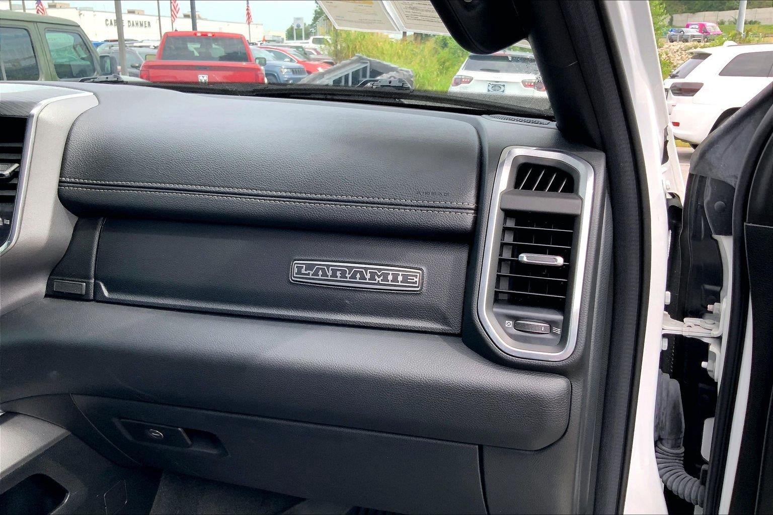 2023 RAM 1500 Laramie Crew Cab 4x4 5'7' Box