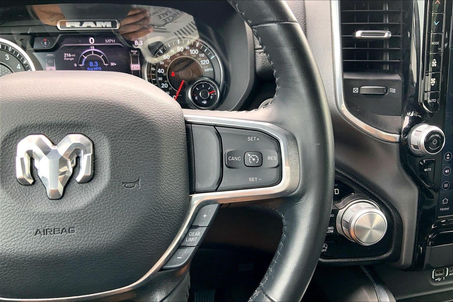 2023 RAM 1500 Laramie Crew Cab 4x4 5'7' Box