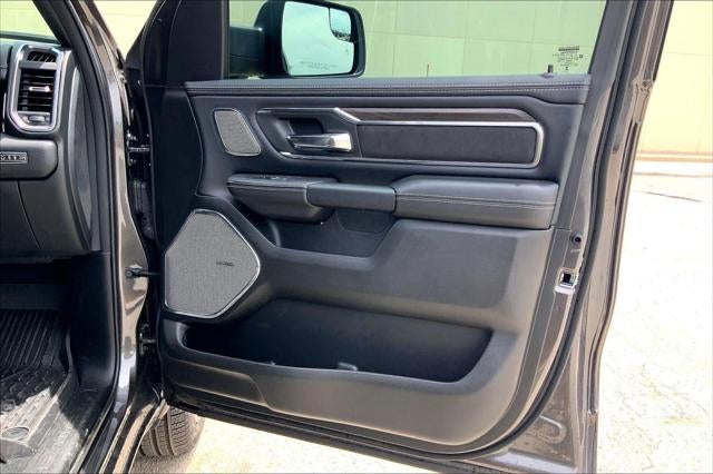2026 RAM 1500 Laramie Crew Cab 4x4 5'7' Box