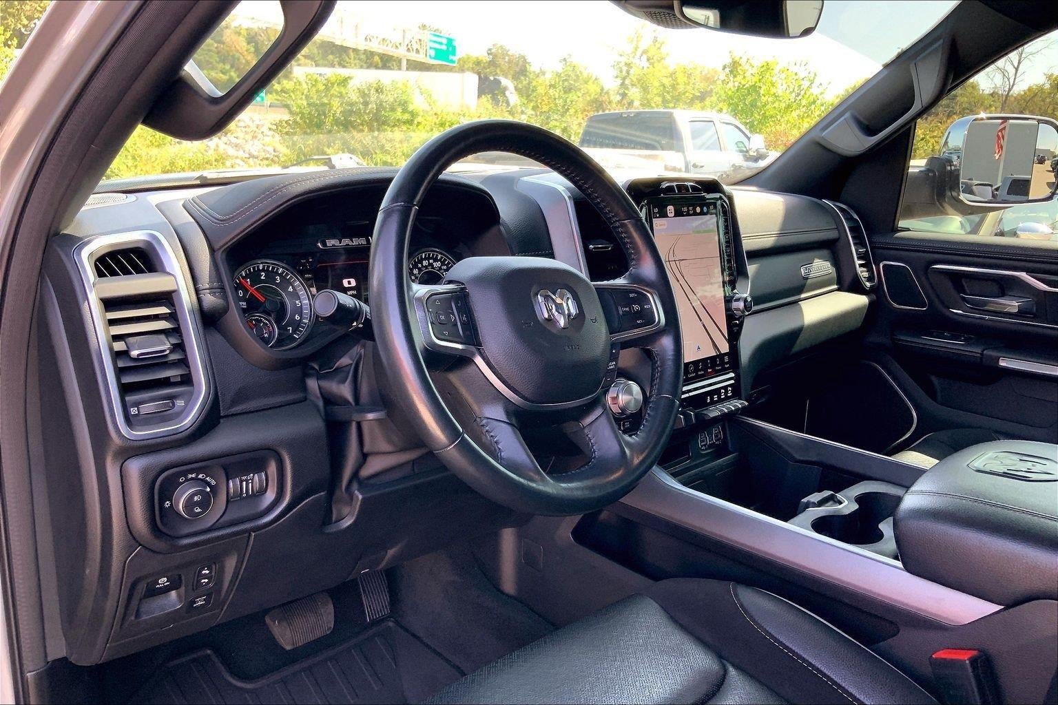 2023 RAM 1500 Laramie Crew Cab 4x4 5'7' Box