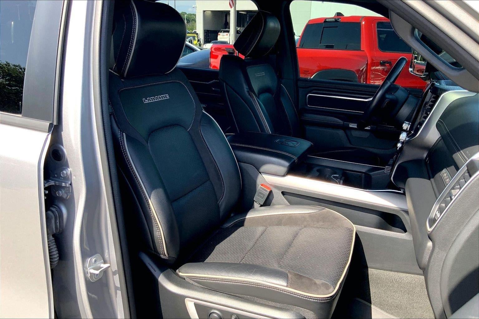 2023 RAM 1500 Laramie Crew Cab 4x4 5'7' Box