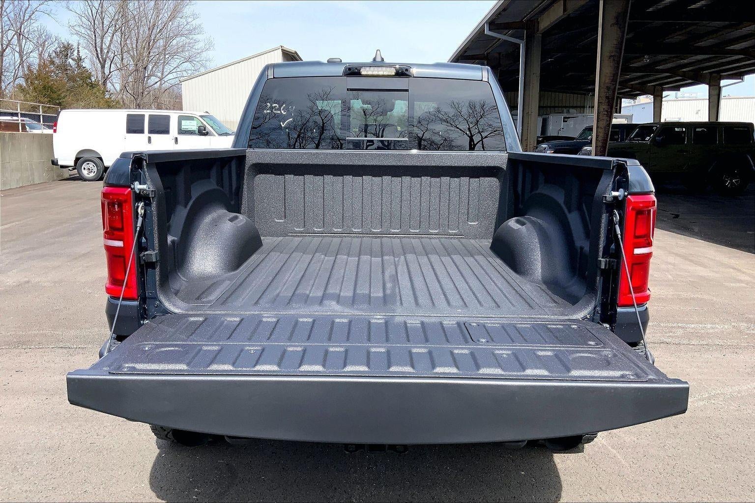 2026 RAM Ram 1500 RAM 1500 RHO CREW CAB 4X4 5'7' BOX