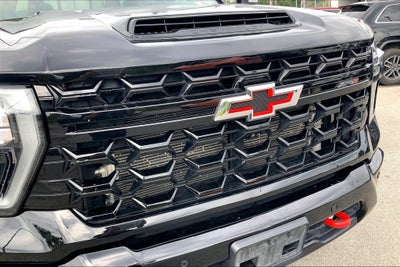 2025 Chevrolet Silverado 2500HD 4WD Crew Cab Standard Bed ZR2