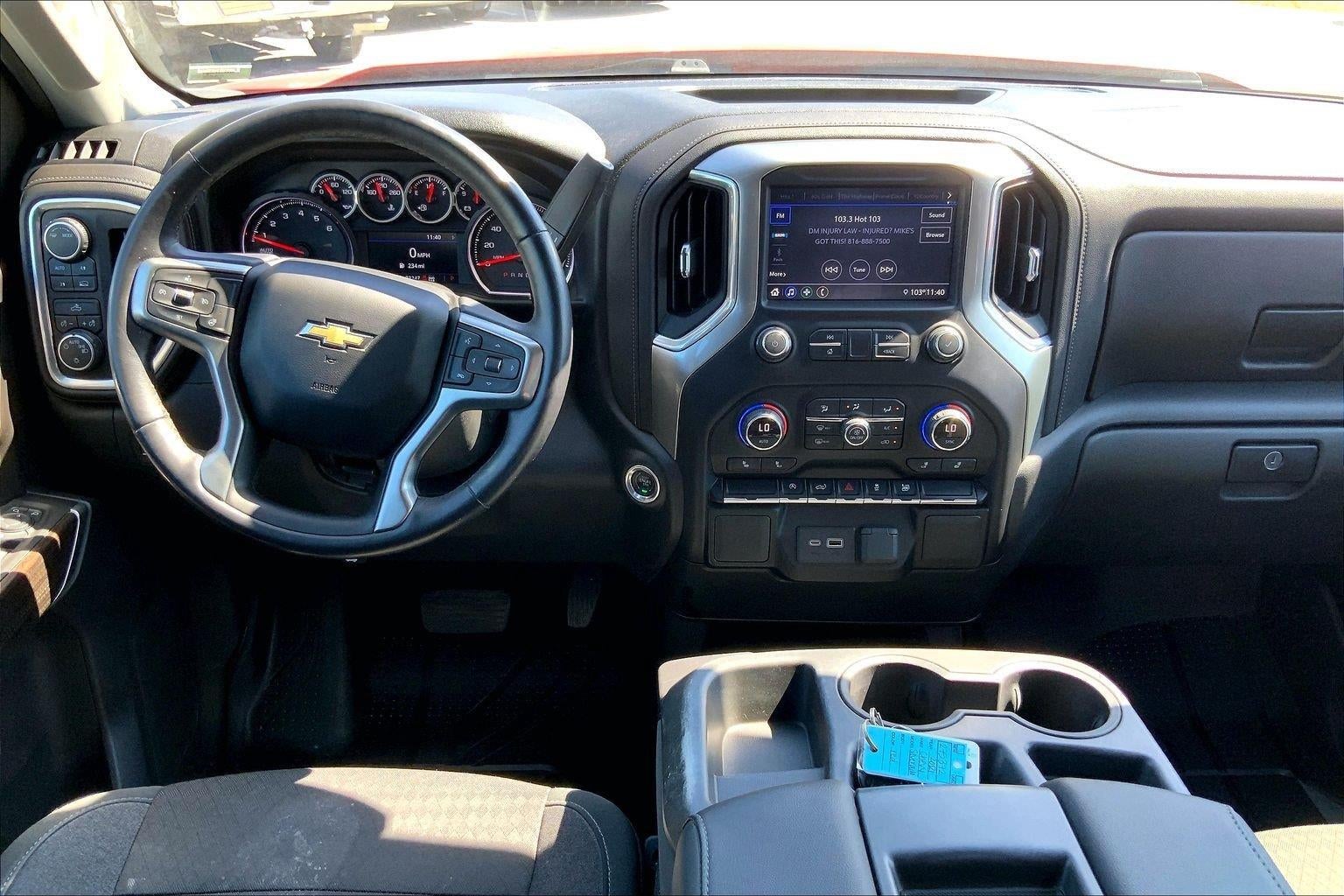 2021 Chevrolet Silverado 1500 4WD Crew Cab Short Bed LT
